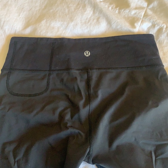 LULULEMON crop leggings with mesh cutout - Picture 4 of 7